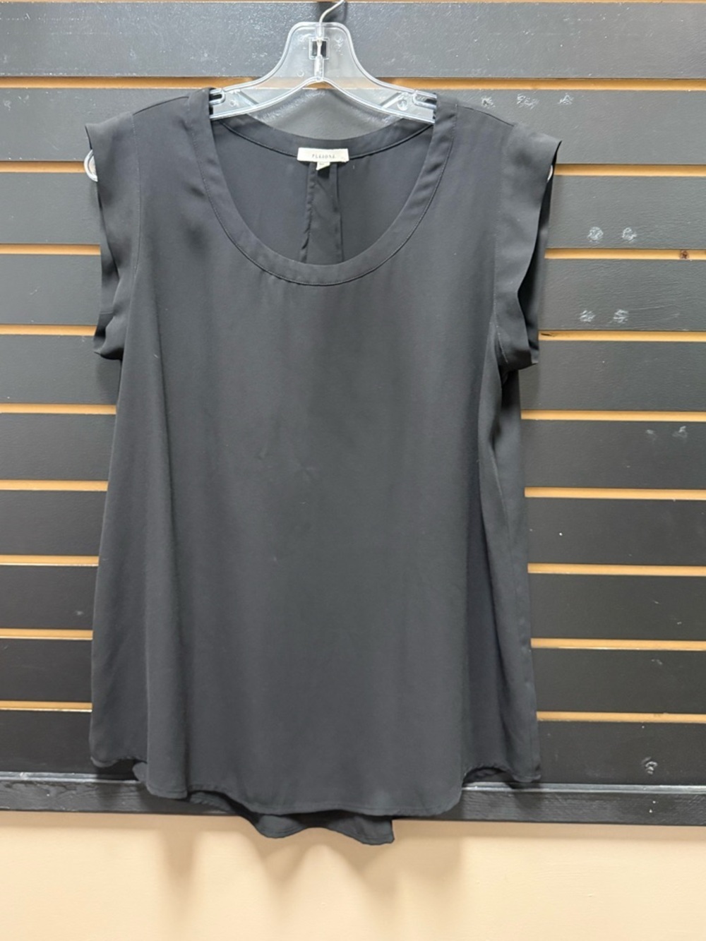 Pleione Black Sleeveless Blouse Size Small Scoop Neck Flowy Top